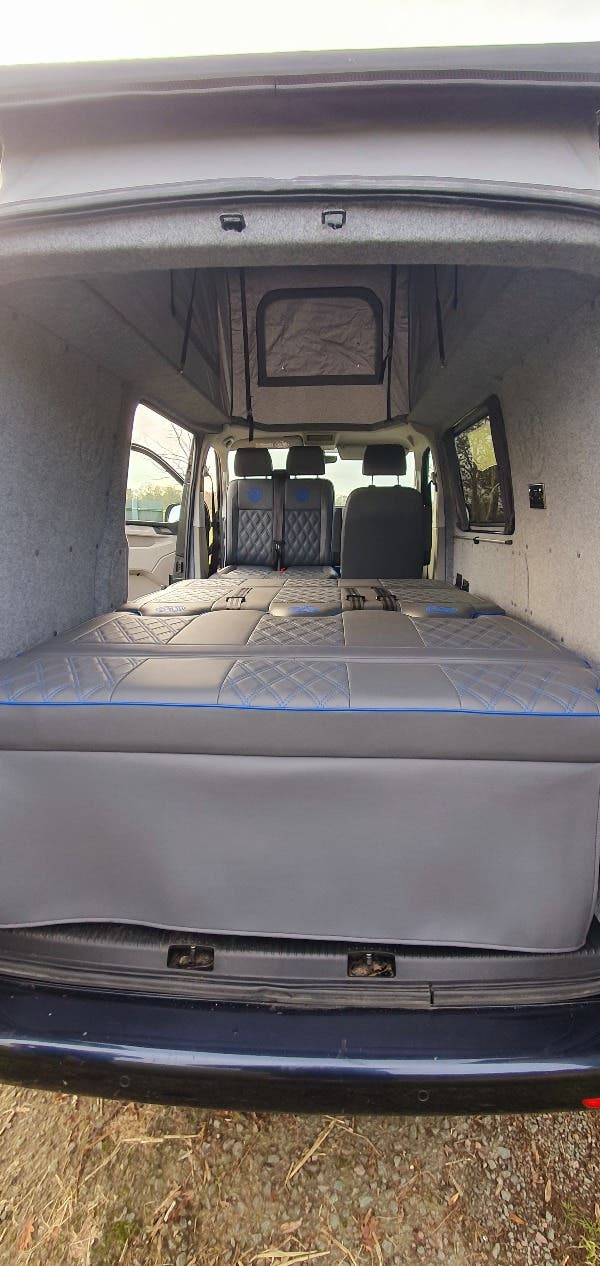 VW Transporter T6 (T32) SWB Highline Campervan, Metallic starlight blue, 6 seat.
