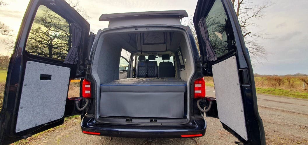 VW Transporter T6 (T32) SWB Highline Campervan, Metallic starlight blue, 6 seat.