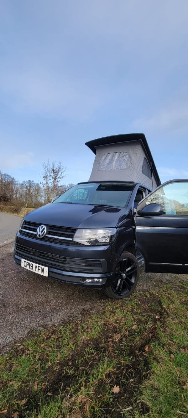 VW Transporter T6 (T32) SWB Highline Campervan, Metallic starlight blue, 6 seat.