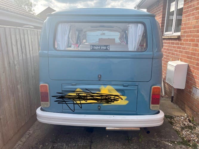 VW T2 BAY WINDOW 1975