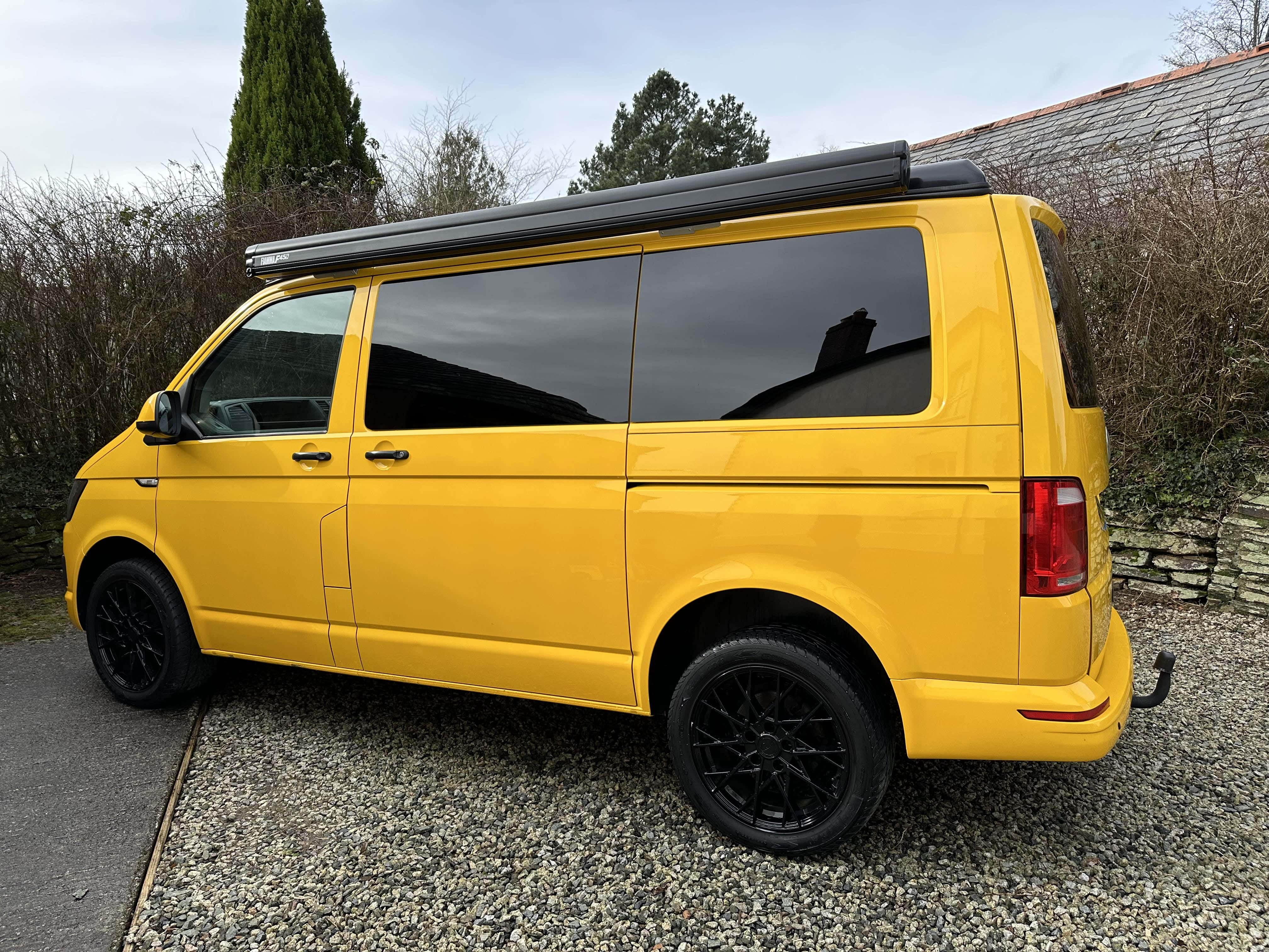 Volkswagen T6 150 T32 SWB Year 2017, 4 Berth Campervan Pop Top Camper