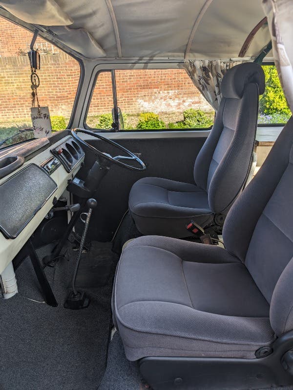 1976 VW T2 Bay RHD with Pop Top