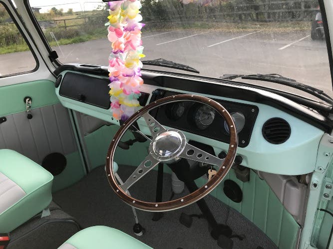 VW T2 1972 Dormobile Bay Window RHD