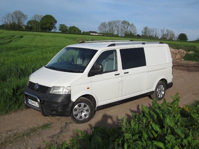 Volkswagen VW Transporter T5 Long-Wheel Base LWB 2004