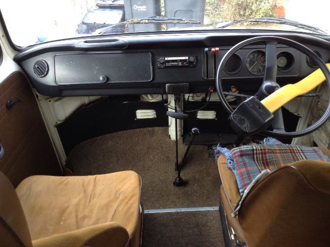 1600 Devon Moonraker