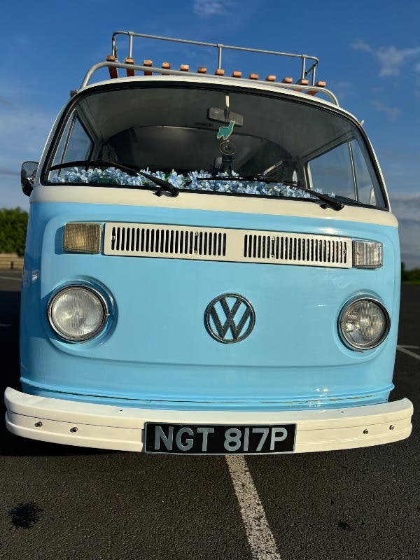 **For Sale: Immaculate 1976 T2 Devon Bay Window Camper - A Timeless Classic**