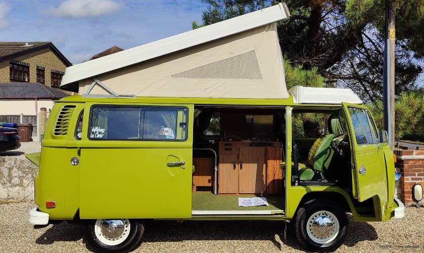 1977 VW T2 Wesfalia