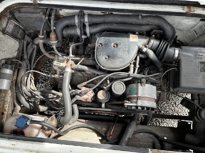 Clive: VW T25 1984 Autosleeper