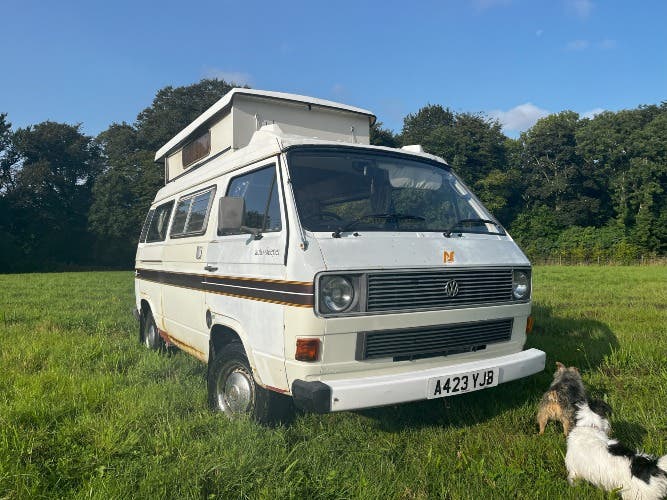 Clive: VW T25 1984 Autosleeper