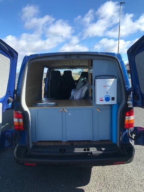Volkswagen  T5 TDi LWB
