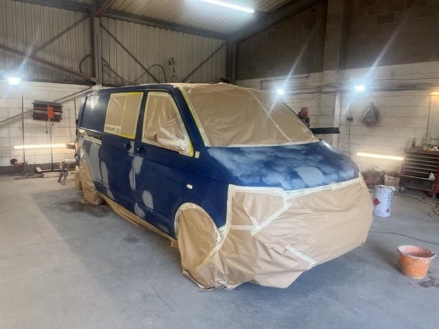 Volkswagen  T5 TDi LWB