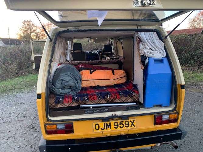 1982 Devon 2Ltr aircooled Manual