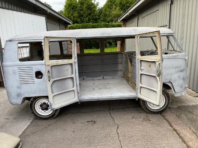 1967 type2 (t1) micro bus deluxe