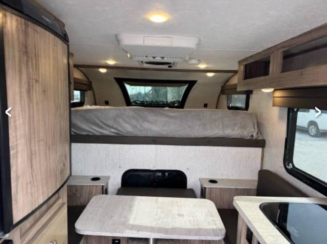 2022 Palomino HS 690 Truck Camper for Sale