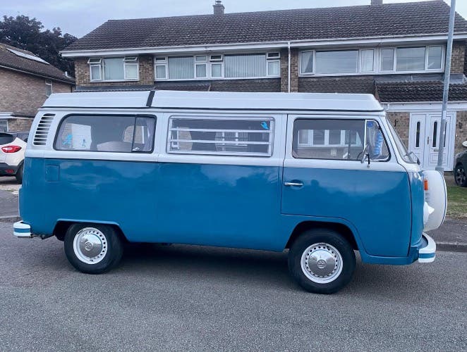 VW T2 Bay Window (Bertie)