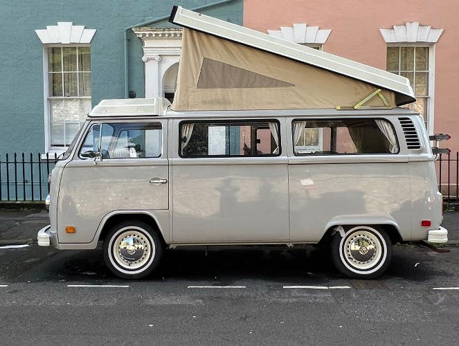 Dove Grey T2 Kamper 1976