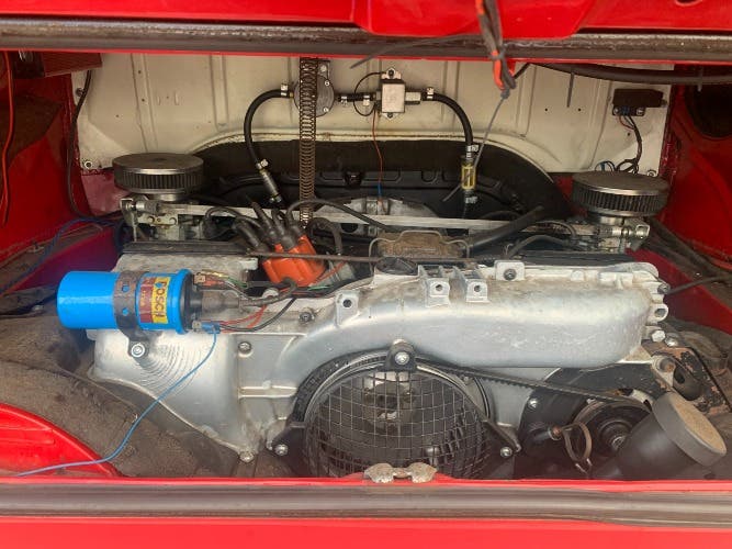 Classic VW Camper – Ready to Roam