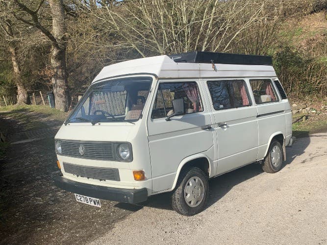 VW Caravelle 1986 T25 1.9 Petrol Camper