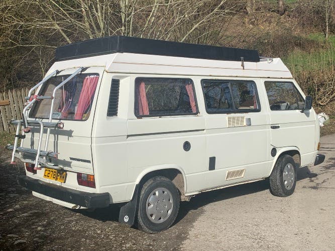 VW Caravelle 1986 T25 1.9 Petrol Camper