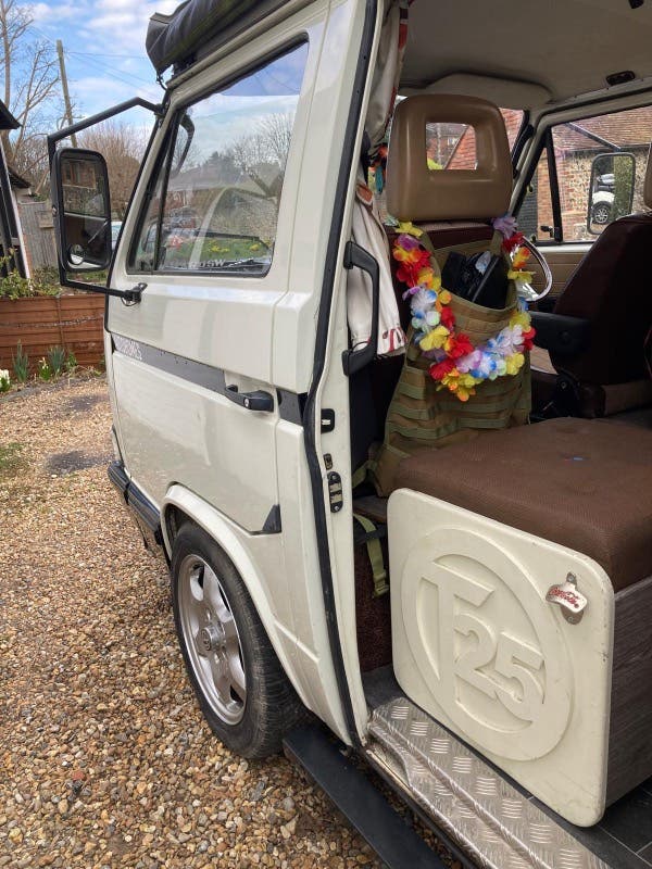 1991 2.1 ltr AUTOMATIC