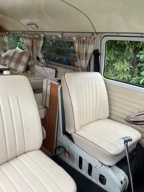 Immaculate 1970 Volkswagen T2 Campervan