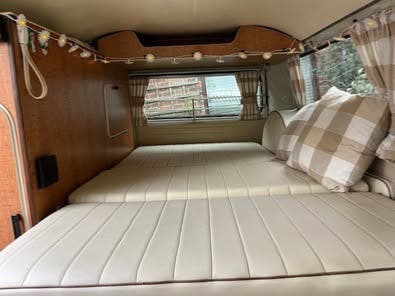Immaculate 1970 Volkswagen T2 Campervan