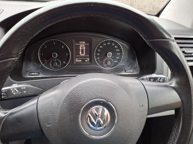 Midnight blue T30 bluemotion camper