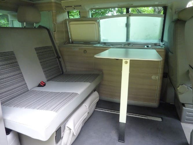 2013 Volkswagen California T5 VW Transporter Camper Van