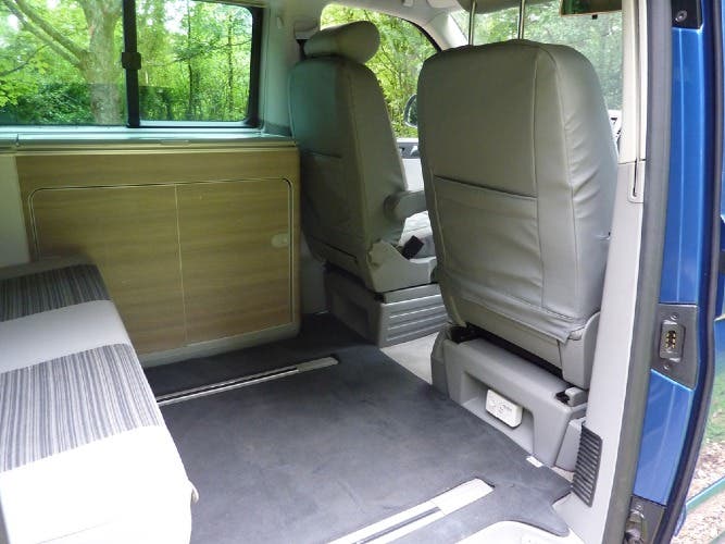 2013 Volkswagen California T5 VW Transporter Camper Van