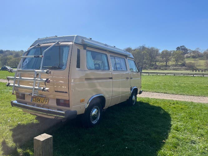 1985 Volkswagen T25 Westfalia Joker in Beige LHD  - NEW ENGINE! - awning etc