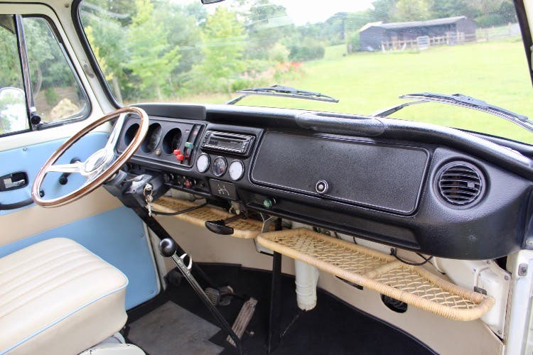 VW CAMPERVAN T2 1973 BAY WINDOW - LADY LILY - WITH AWNING