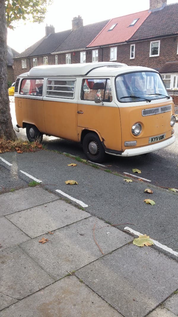VW T2 Bay