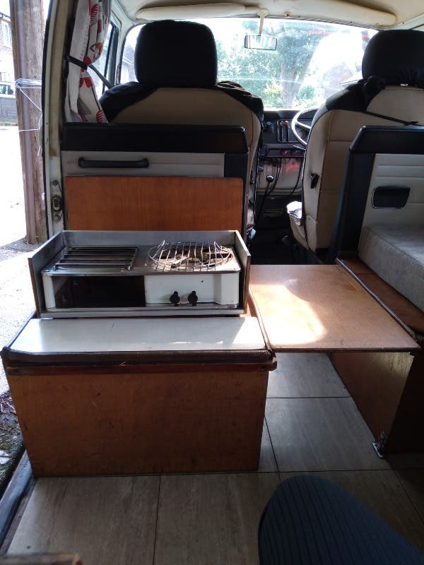VW T2 Bay