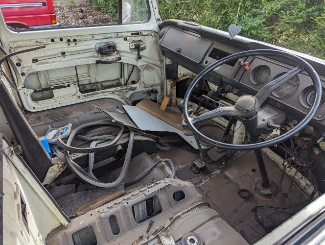 VW T2 Bay Camper - original Devon conversion