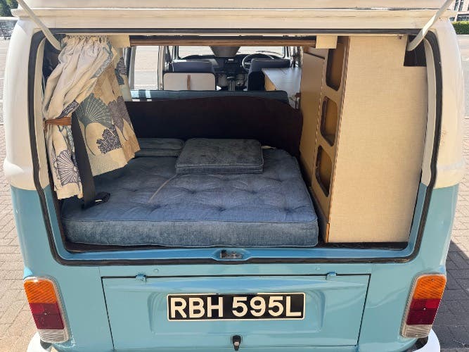 1972 Volkswagen Transporter