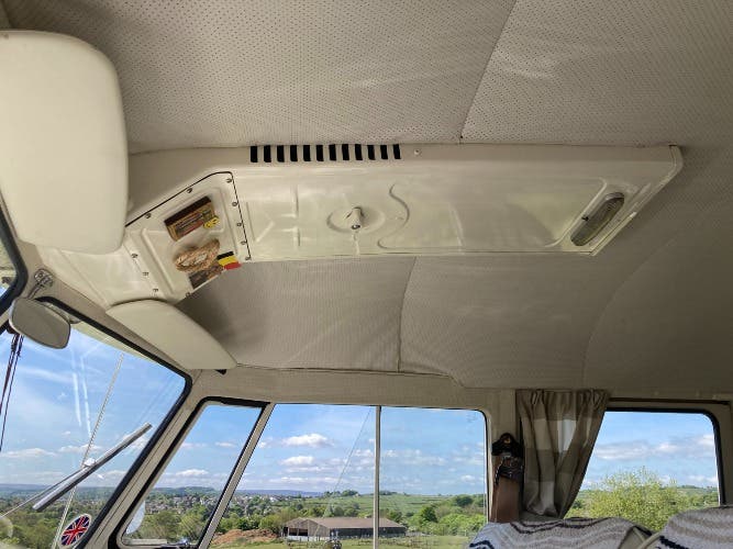 VW Split Screen Bus VW Split screen camper van 1963 left hand drive in TURKIS green/Cream