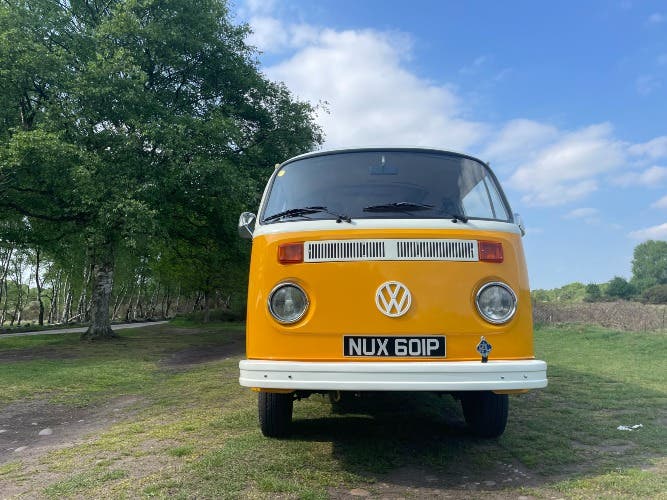 T2 1976 RHD Australian Import Westy interior Pop Top