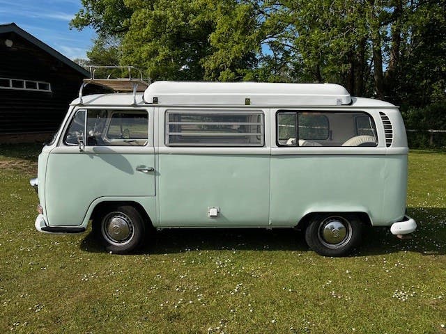 1971 LHD Early Bay, Californian import. 12 months MOT, tax exempt.