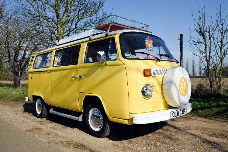T2 BAY WV TRANSPORTER CAMPERVAN (1975)