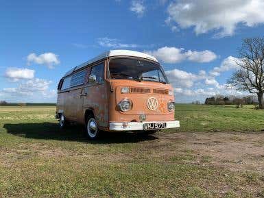 1973 Volkswagen t2 bay window westfalia