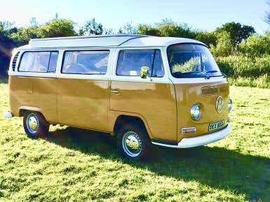 VW Baywindow Devon Moonraker