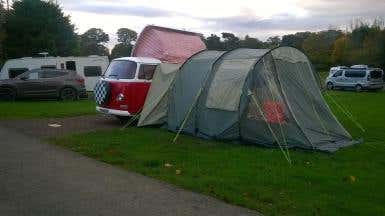 1972, 4 berth, crossover bay.