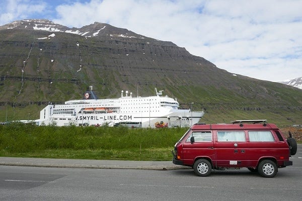 Lucky and the ferry